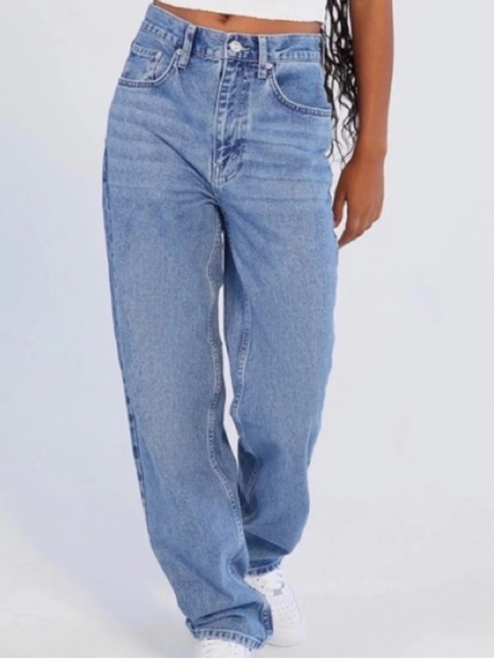 BDG // Classic High-Waist Baggy Light Blue Jeans